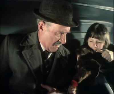 It's knocked off!
Ah, tha don't knows. - Last of the Summer Wine