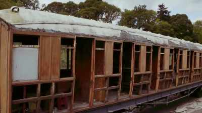 It's known by the
rather technical name - Great Rail Restorations with Peter Snow