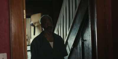It's La'Ron. Come here, Jermaine.
Let's go. Let's go. Come on. - Exhibiting Forgiveness