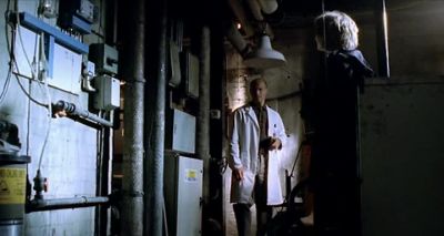 - It's leaking pretty
badly, Sergeant. - The Inspector Lynley Mysteries