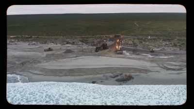 It's like 50 kilometers
of beach, - Edge of the Earth