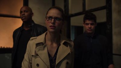 It's like an aa meeting. - Supergirl