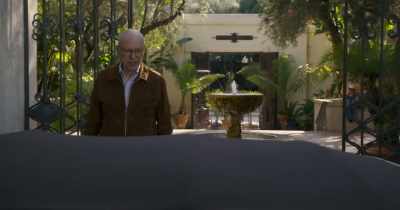 It's like dropping your kid off
at preschool, - The Kominsky Method