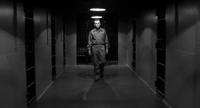 It's like pulling away from the maze - The Man Who Wasn't There