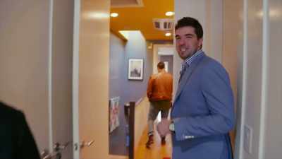 ‐ It's like the ultimate
used‐car salesman. - Fyre Fraud