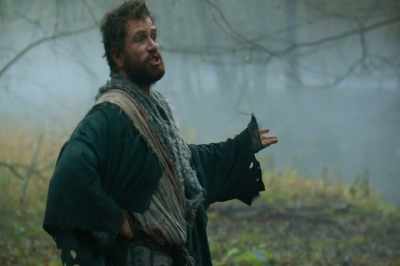 It's like trying to teach a tree. - Britannia