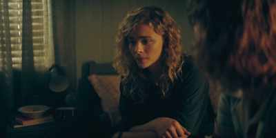 It's like you're...
actually there. - The Peripheral