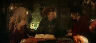 It's, like, you're getting in the groove, - Hocus Pocus 2