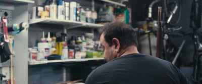 It's loaded with a single
pellet, - The Actor