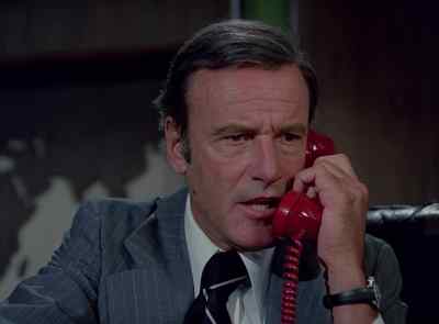 It's locked! - The Six Million Dollar Man
