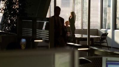 It's me. I think you ought
to make an appearance. - CSI: Miami