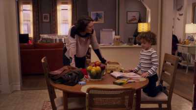- It's me and Oscar.
- Your imaginary friend? - Girls5eva