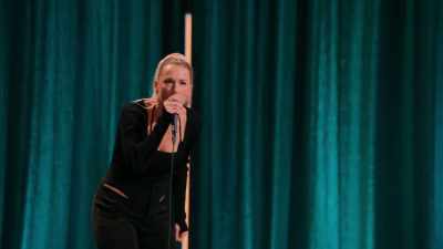 It's that middle hook
that's been stripped of its paint. - Iliza Shlesinger: Hot Forever