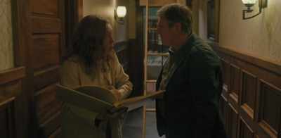 It's her necklace, right?
They're both wearing it, - Hereditary