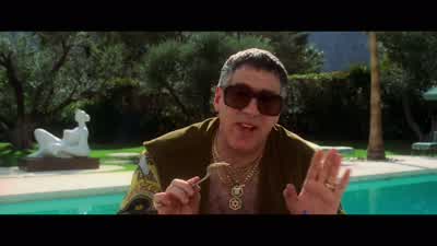 IT'S NEVER BEEN TRIEDHO HOIT'S NEVER BEEN TRIEDIT'S BEEN TRIEDA FEW GUYS EVEN CAME CLOSEYOU KNOW THE THREEMOST SUCCESSFUL ROBBERIESIN THE HISTORY OF VEGASNUMBER THREETHE BRONZE MEDALPENCILNECK GRABS A LOCK BOXAT THE HORSESHOEHEY HEYGET THAT GUY BROWN - Ocean's Eleven