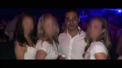 It's never his name on the credit card,
so he has plausible excuse. - The Tinder Swindler