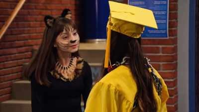 -It's nice to know you have my back.
-That's what roomies are for. - No Good Nick
