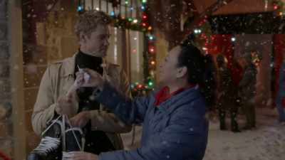 It's nice to meet you,
Ally. Dawn. - Angel Falls Christmas