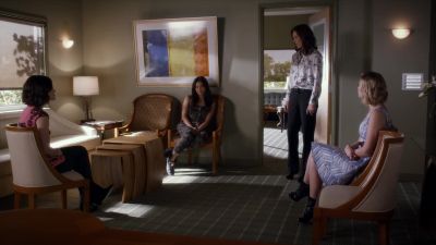 It's nice to see
all of you again. - Pretty Little Liars