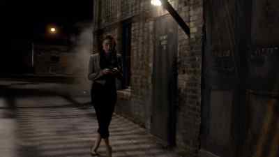 It's nine o'clock.
Where are you? - Being Erica