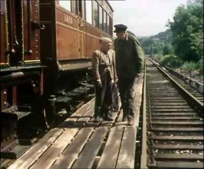 It's no good. I can't do it.
COMPO SPLUTTERS - Last of the Summer Wine
