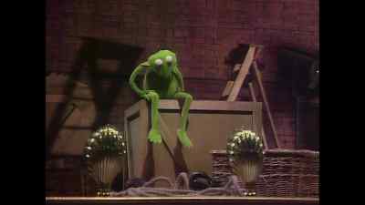 ♪ It's not easy being green ♪ - The Muppet Show