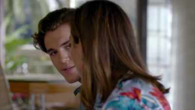 It's not that easy. - Famous in Love