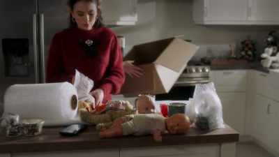 It's not fair
that Claire gives everybody - Pretty Little Liars: The Perfectionists