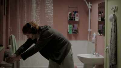 - It's not flushing.
- Check the cistern. - Dead Pixels