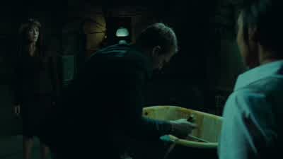 It's not going to reach. - Saw V
