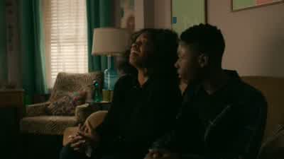 It's... Not her. It wasn't her. It's not her. Oh... Oh, my God. Oh, oh. Oh. Where is she? - The Chi