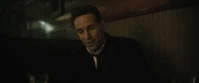 - It's not him.
- Well, it has to be him. Look-- - Boston Strangler