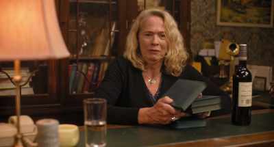 It's not as if
I'm losing my mind, like, - Miss Willoughby and the Haunted Bookshop
