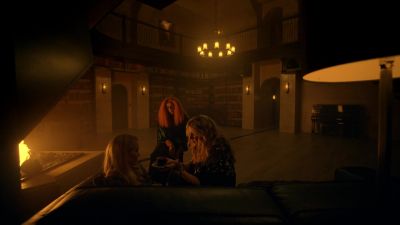 It's not Louisiana mud, but...
it'll have to do. - American Horror Story