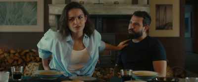 - It's not.
- No, he looked like Billy Zane, - Barbarians