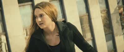 It's not real. - Divergent