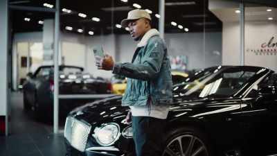 It's not too foreign-feeling.
Nice little British car, though. - Skrrt with Offset