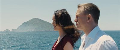 It's not too late.
We could turn back now. - Skyfall