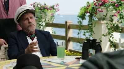 It's not what you can do for me.
It's what I can do for you. - Cassino in Ischia