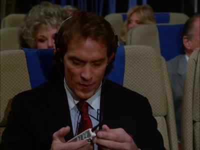 - It's not workin'.
- Maybe it's the batteries. - Murder, She Wrote