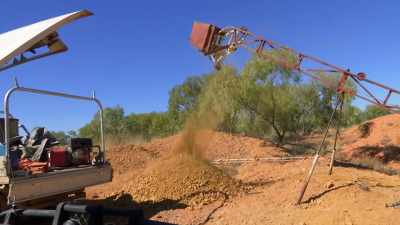 It's now a race against time - Outback Opal Hunters