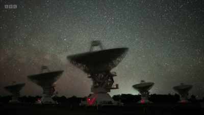 It's now thought
that perhaps around 85% - Secrets of Size: Atoms to Supergalaxies
