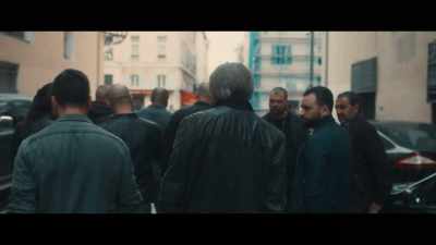 - It's because of that prick.
- Are you talking to me? - Rogue City