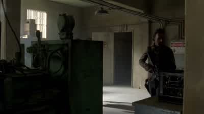 It's off. - The Walking Dead