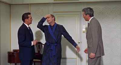 - It's Ogden.
- I beg your pardon, Your Excellency. - A Countess from Hong Kong