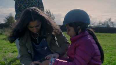 It's OK, it's OK, it's OK!
SHE WAILS - Ackley Bridge