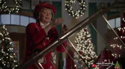 It's okay, don't worry, - A Shoe Addict's Christmas