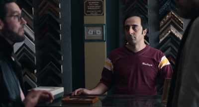 -It's okay.
-If there's one thing I'm good at, - The Shrink Next Door