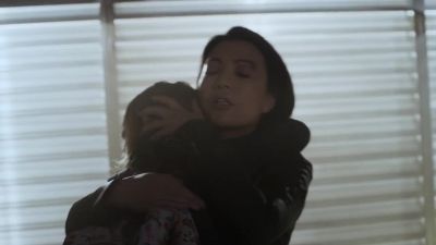 It's okay, it's okay, Robin. - Marvel's Agents of S.H.I.E.L.D.