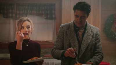-It's okay.
-Maybe you're right. - A Taste of Christmas